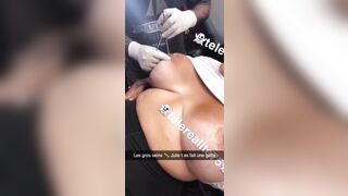 Sarah Fraisou Montre Ses Seins Et Ce Fais Percer Le Sein