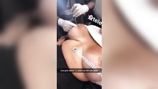 Sarah Fraisou Montre Ses Seins Et Ce Fais Percer Le Sein