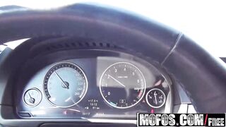 Stranded Teens - Foxy Di - Cutie Gets Roadside Anal - Mofos