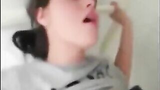 2 Girls Filmed Getting It On....amazing Licking