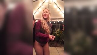 Nicole Aniston With A Fan.