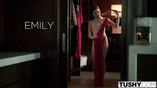 Tushy Sultry Actress Emily Gets Dped By Her Two Co-stars