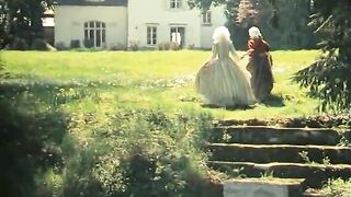 Hairy Pussy Lesbians Munching Fields