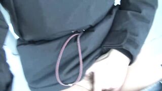 Brunette Teen Masturbate In Ski Lift - Jeune Brune Se Touche Au Ski