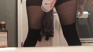 Thick Thighs, Fat Ass, Cherry Poppin On My Bath