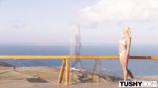 Tushy Beauty Is Gaped In Paradise