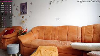 cutielilly24 on webcam 08/04/2021