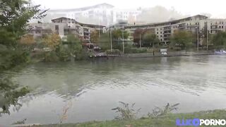 Elles Sont Jeunes, Très Coquine Et Blondes !!! Que Demander De Plus ?