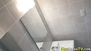 Japan Teens Cunt Peeing