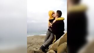 Hijab Kissing