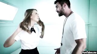 Schoolgirl Teen Jill Kassidy Got Fucked In A Bathroom