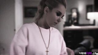 Mom Convinces Her Bf To Let Her Lesbian Daughter To Suck His Cock!