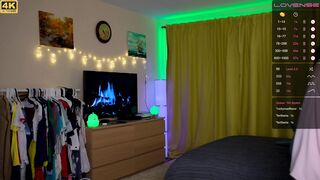 _blackbee_ cam sex chat (08-30-2020)