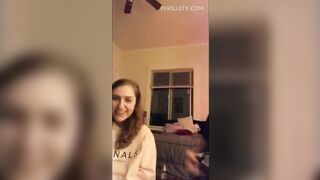 Periscope Girls Showing Tits And Motorboating