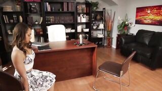 She See A Strapon And Want Try It.