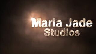 My Sexy Stepmom's Juicy Ass Maria Jade