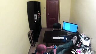 Fakings Casting, Vol. Vi: Shy Schoolgirl Wants Some Dough