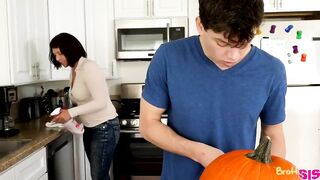 Pumpkin Fuckin' Leads To Sex With Hot Babe!