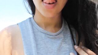 Pov Cuginetta Col Culo Sfondato Istiga Sul Molo A Sborrare Sulla Figa Bagnata, Mi Squirta Addosso