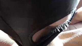 Очень крупный план! Он поедает мою киску пока я не кончу. Pov. Snapchat.