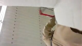 French Upskirt Compli Jeunes Et Sexy En Collants