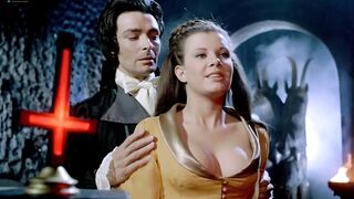 Madeleine & Mary Collinson. Maggie Wright - Twins Of Evil