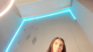 Swt_skinny (08/31/2020) naked cam