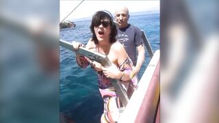 Le Pote La Prend Sur Le Bateau