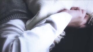 彼氏持ちjkが執拗なピストンと手マンに喘ぎまくる