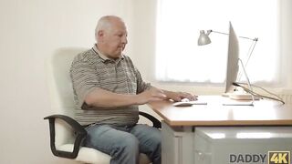 Daddy4k. Red-haired Gal Couldn't Resist To Charms Of...