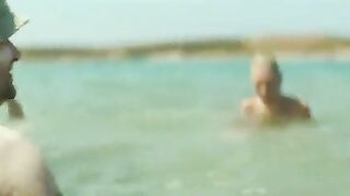 Elli Tringou & Milou Van Groesen