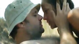 Elli Tringou & Milou Van Groesen