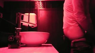 Dans Les Toilettes Du Restau