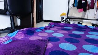 Roxxywood posing on webcam (08/30/2021)