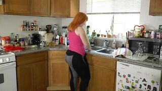 She Humps My Butt To Get Off