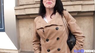 Mya And Carole Like Orgies And Sodomy