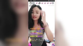 Asia China Lactation Tempt Webcam 哺乳期母乳抖胸 直播