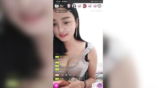 Asia China Lactation Tempt Webcam 哺乳期母乳抖胸 直播