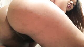 Twerking With Butt Plug & Anal Beads - Pussy Fart