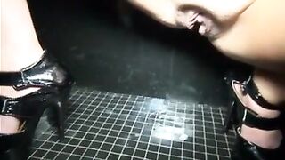 Gloryhole Multiple Creampies