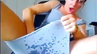 Mega Orgasmo De Chica