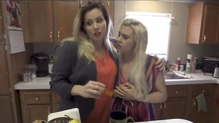 Pov Impregnating My Hot Blonde Mom Maria Jade