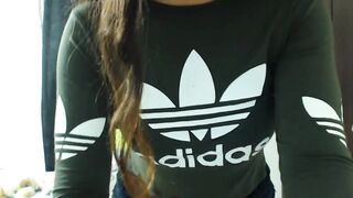 Colombiana Culona Con El Short Metido