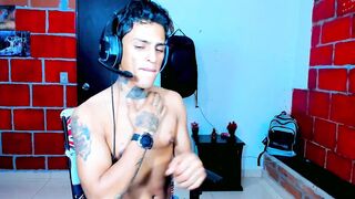 Rogerstev chaturbate porn video 09/25/2021