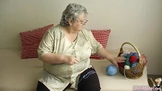 Omahotel Two Very Old And Very Fat Grannies