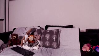 flutteredeyes cam (09/28/2021)