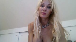 Aivasweet chaturbate nude cam video (09/10/2020)