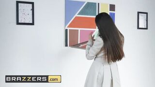 Brazzers - Teen Flasher Alyssia Kent Is A Work Of Art