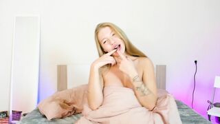 llaale chat cam sex (11-14-2021)