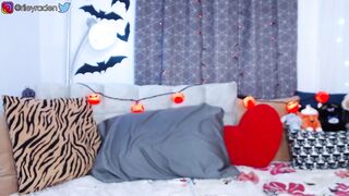 Rileyraden sex cam 19-Nov-2021